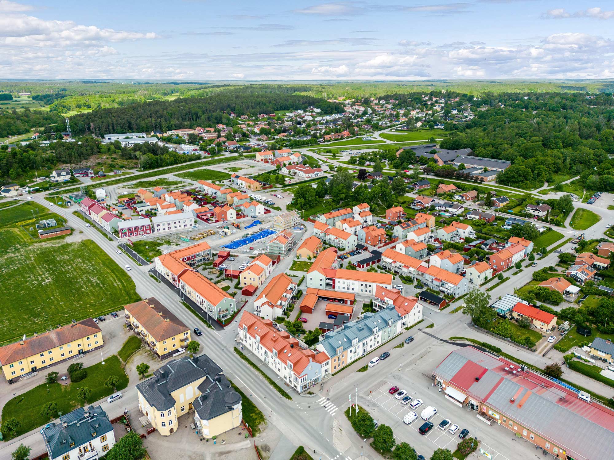 Ett flygfoto av husen i stadspark Mariefred